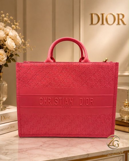 Christian Dior Pink Oblique Large Tote Bag – شنطة ديور الوردي الفاخر